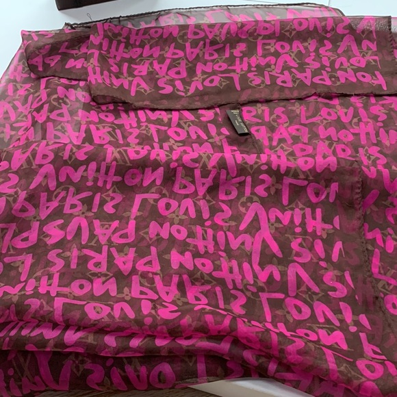 RARE Louis Vuitton Limited Edition Neon 💕Pink LV Stephen Sprouse Graffiti Scarf - Picture 5 of 16